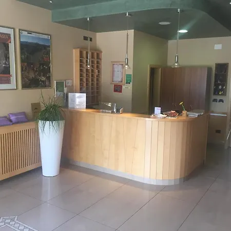 Malovec Nočitev z zajtrkom 3*