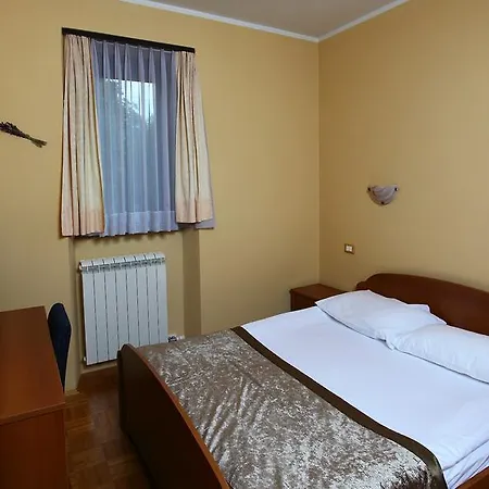 B&B 말로베츠 Divača