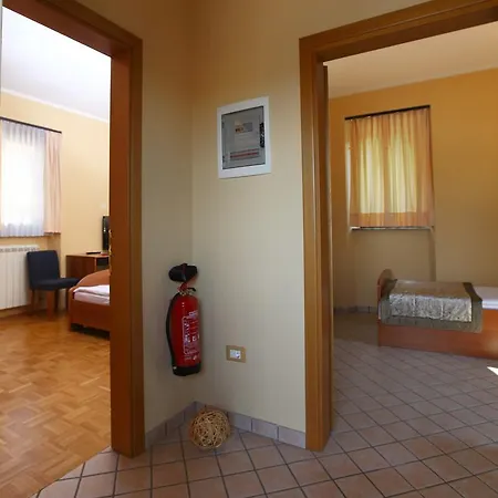 Nočitev z zajtrkom Malovec Divaca