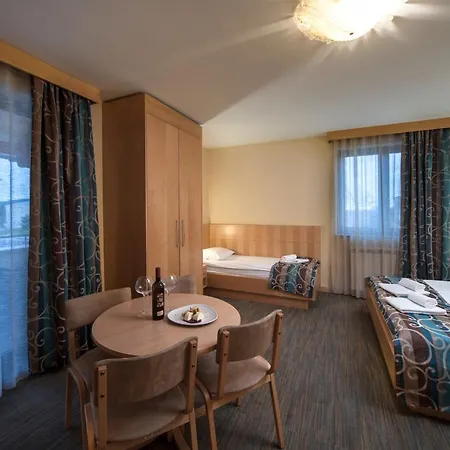 Malovec Nočitev z zajtrkom 3*